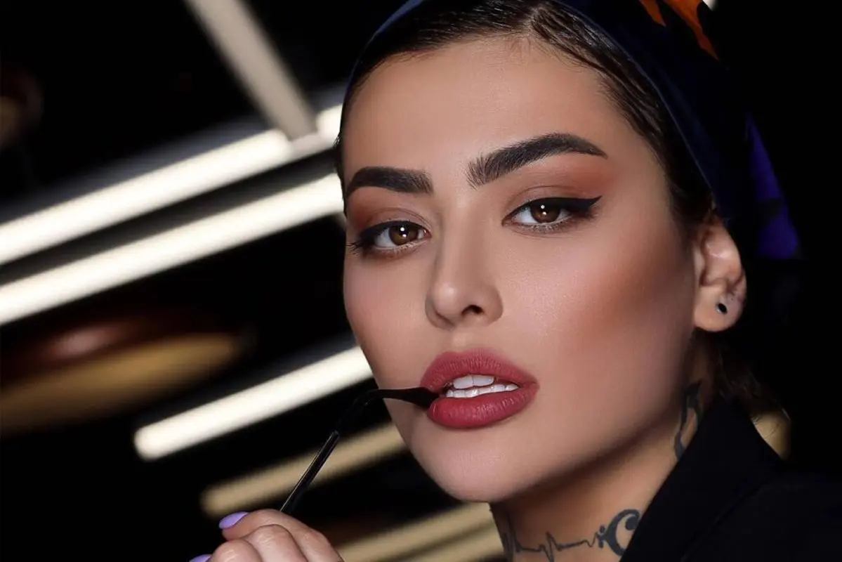 عکس هایی از خانه عجیب و بی روح ریحانه پارس در ترکیه!