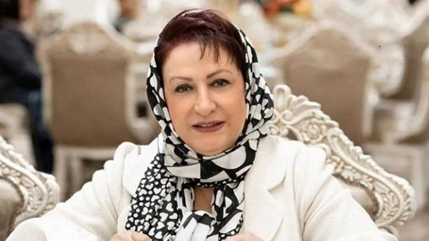 پاسخ‌های دندان شکن مریم امیرجلالی به کامنت فالورهایش / حسابی بخندید! + عکس