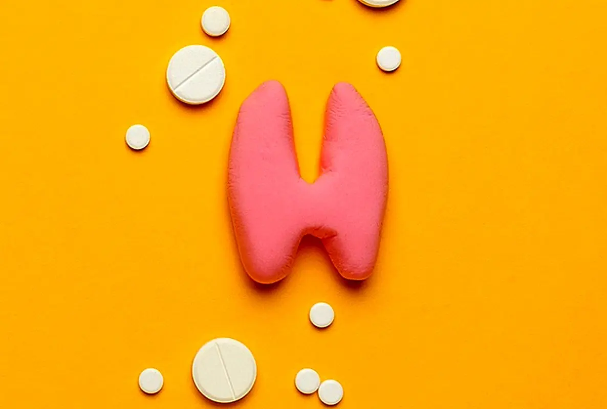 تیروئید در بارداری چیست و چه عوارضی دارد؟ / درمان