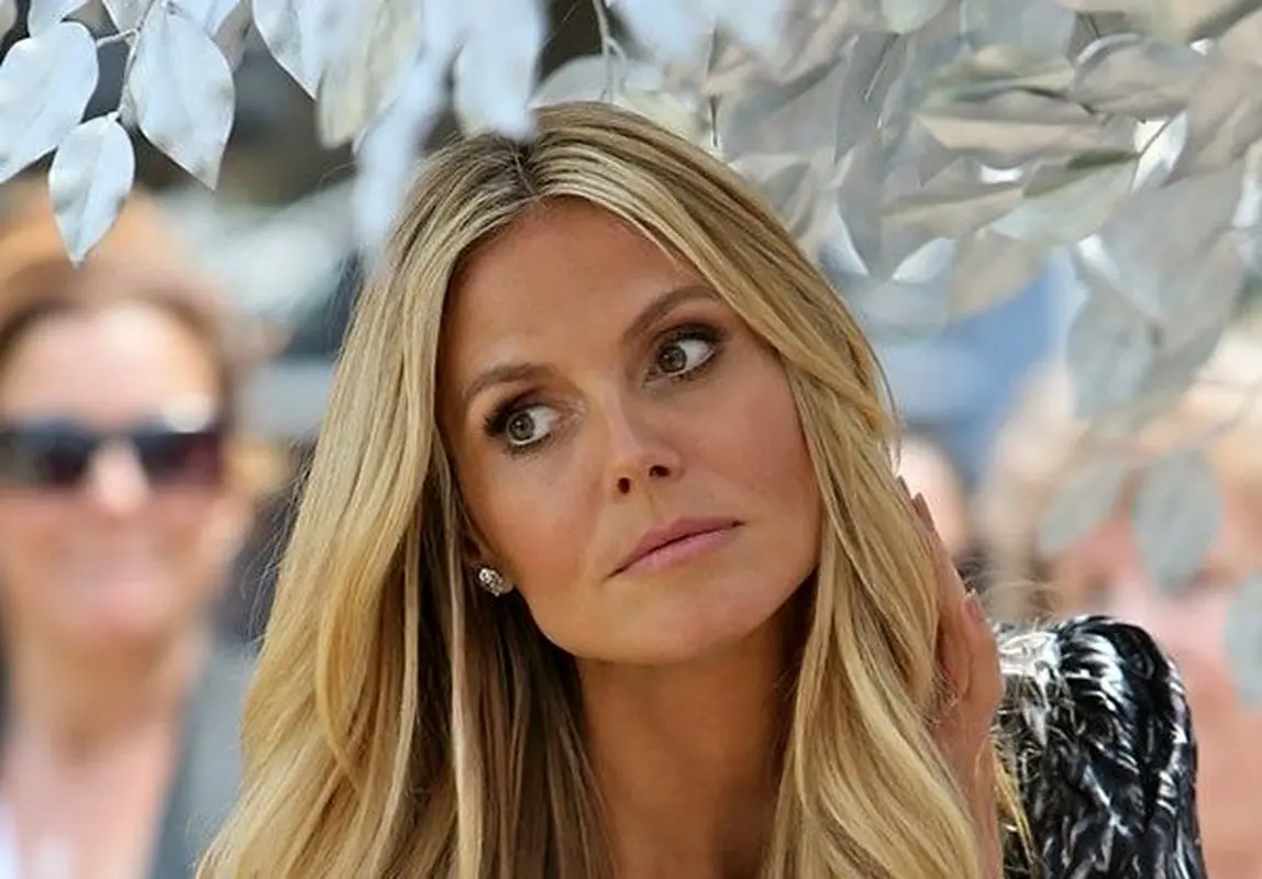 این خانم مدل آلمانی عجیب ترین لباس هالووین در جهان را از آن خود کرد!