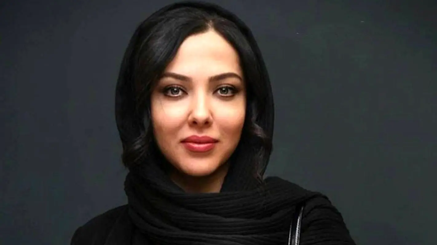 عکس باورنکردنی لیلا اوتادی / خانم بازیگر در لباس جنگ دخترانه! + عکس