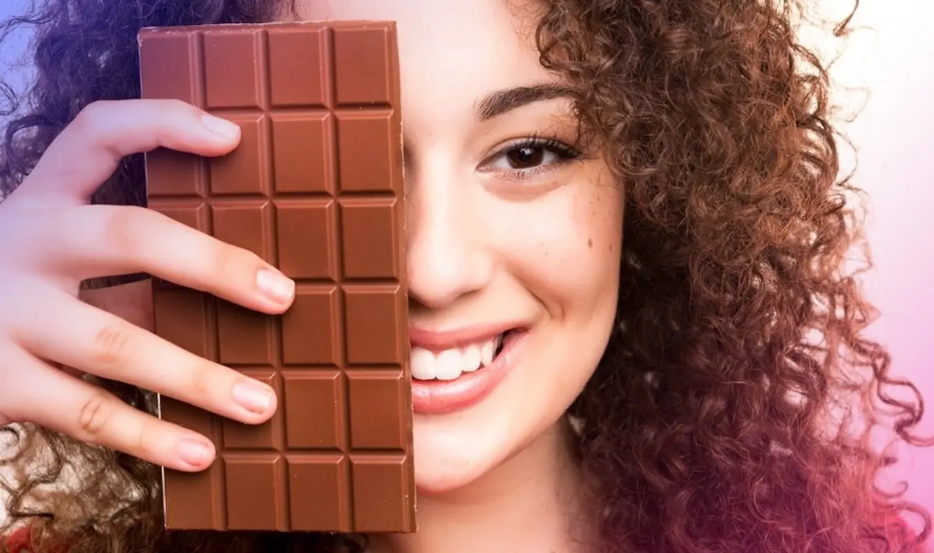 هشدار! این افراد دور شکلات تلخ را خط بکشند