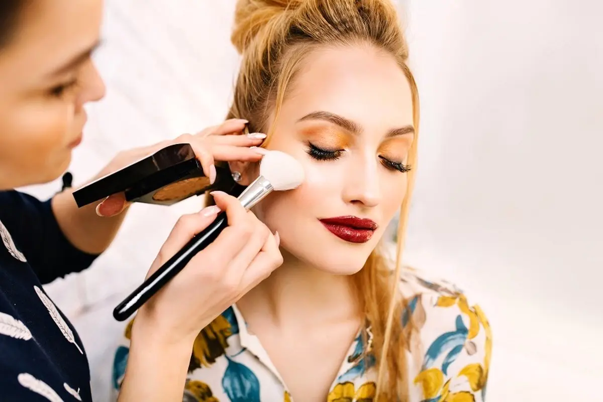 20 ترفند کاربردی برای یک میکاپ زمستانی خاص و جذاب