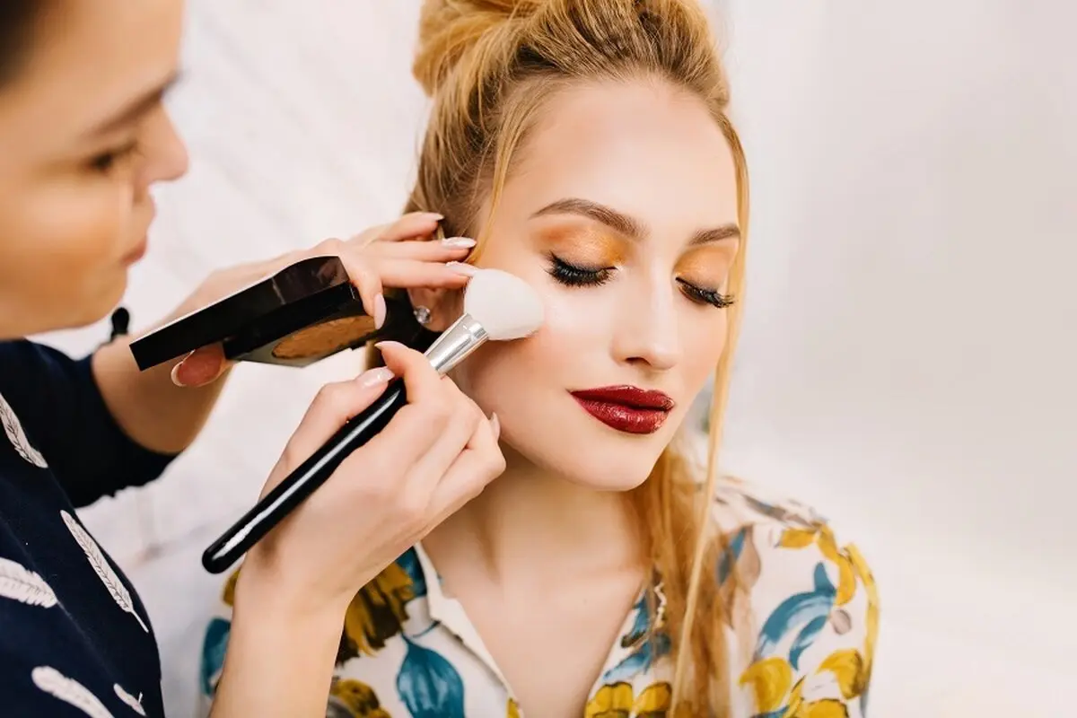 20 ترفند کاربردی برای یک میکاپ زمستانی خاص و جذاب