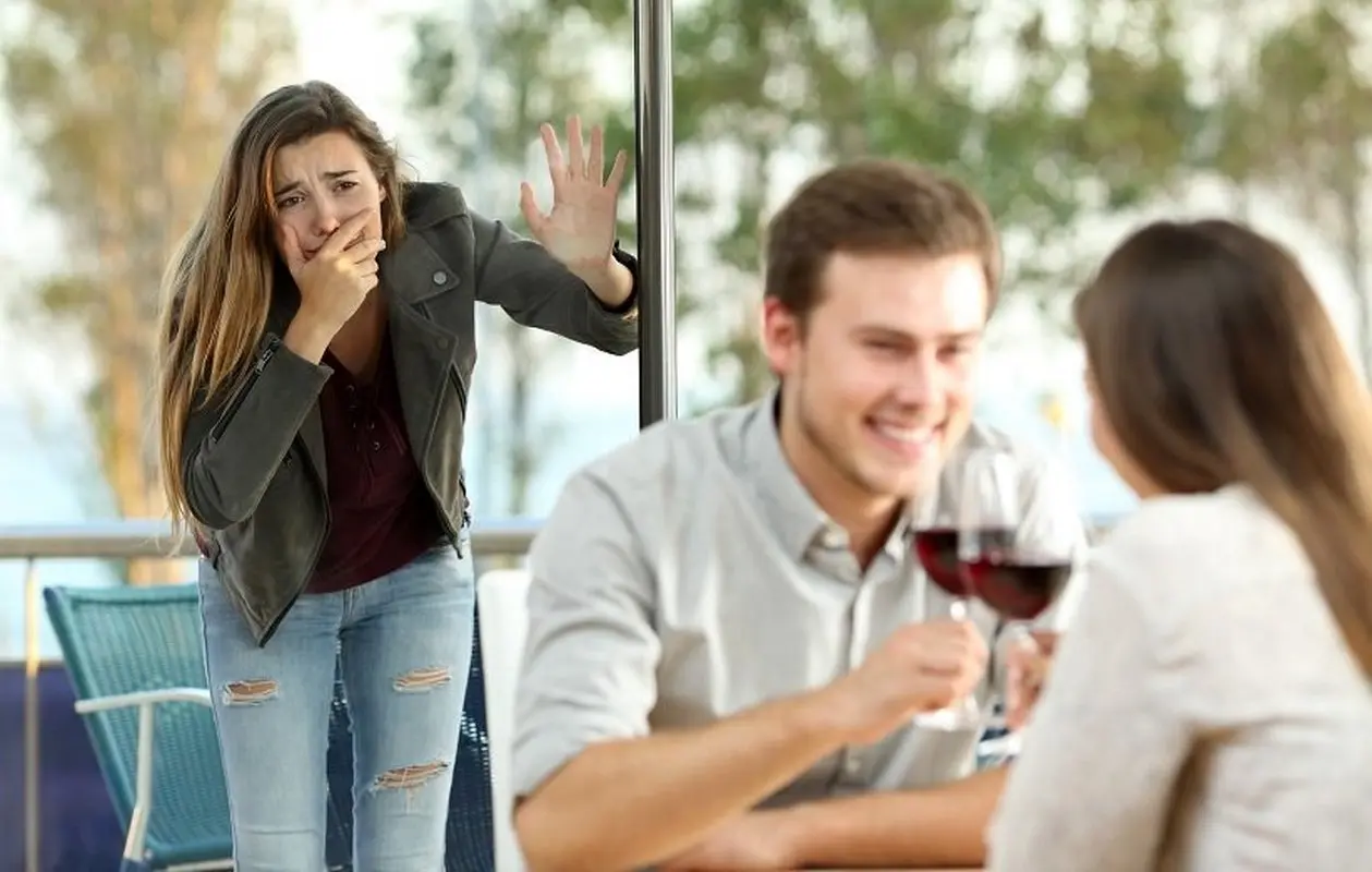 7 راه حل برای پیشگیری از خیانت دیدن در رابطه عاطفی