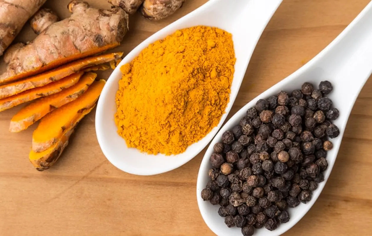 با مصرف این ادویه به جنگ با افسردگی بروید