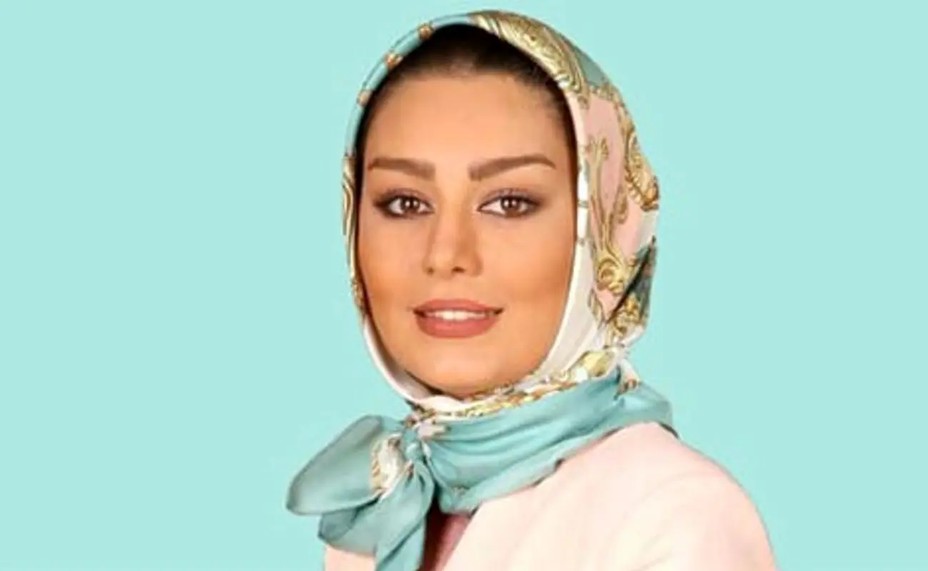 عکس واضح از تتوهای سحر قریشی / بازیگر پرحاشیه در صحرای دبی!