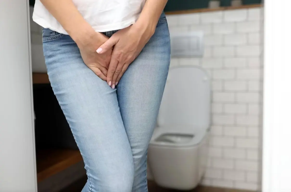 علت بی اختیاری ادراری بعد از زایمان؛ آشنایی با انواع بی اختیاری ادراری