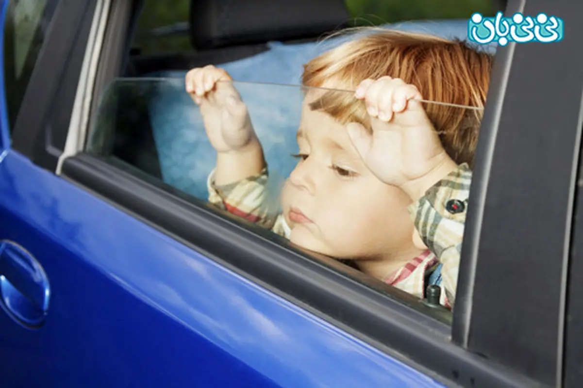 مراقبت از کودکان، تنها در ماشین