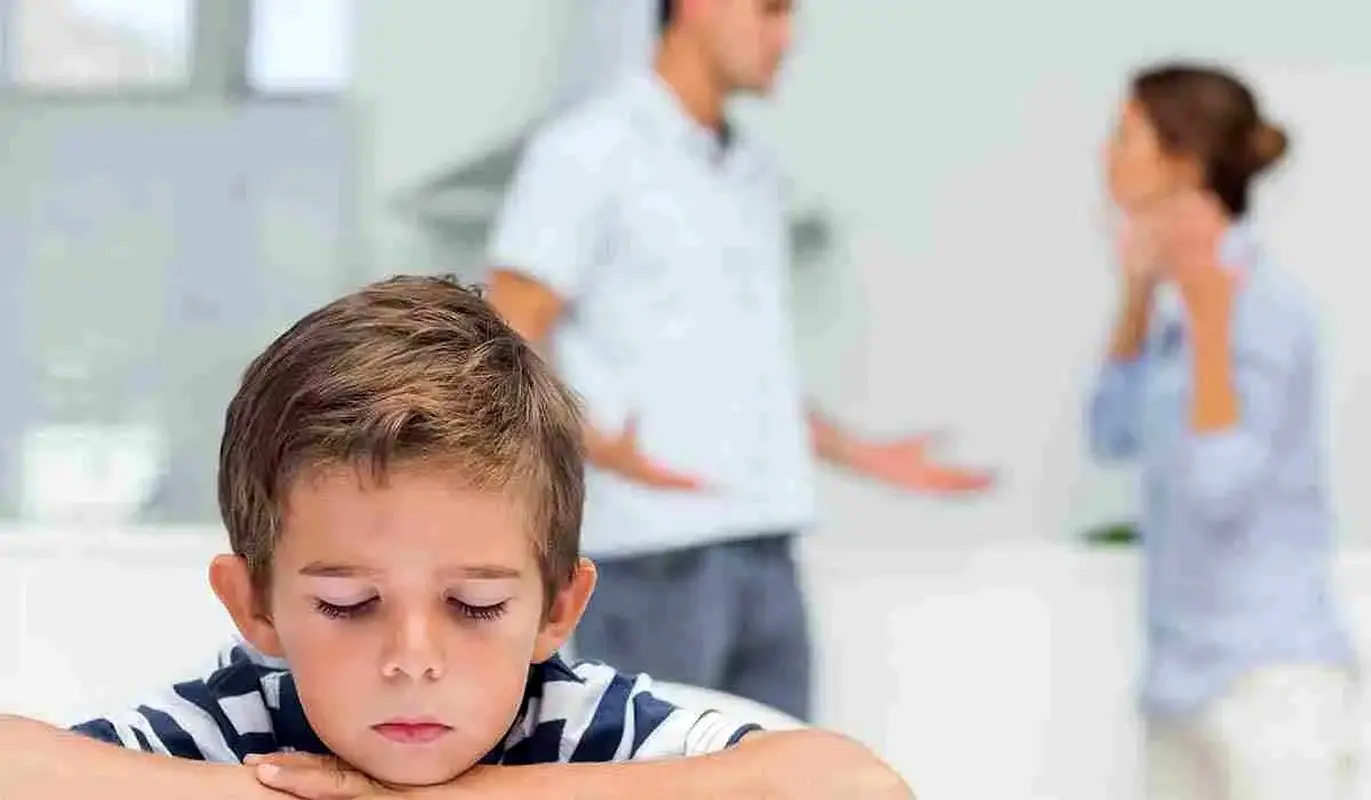 زن و شوهر دعوا کنند، بچهها افسرده شوند!