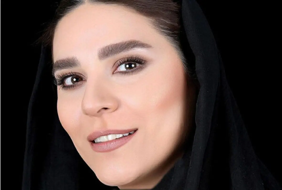 استایل شیک و کژوال سحر دولتشاهی در خیابان (عکس)