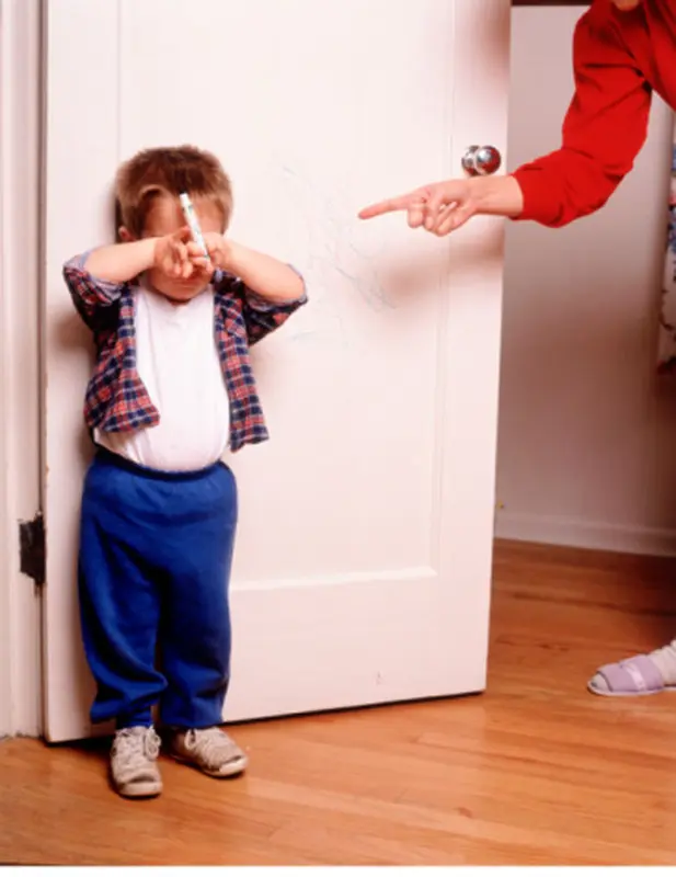 عوارض تنبیه کودکان، زیان‌های پیدا و پنهان