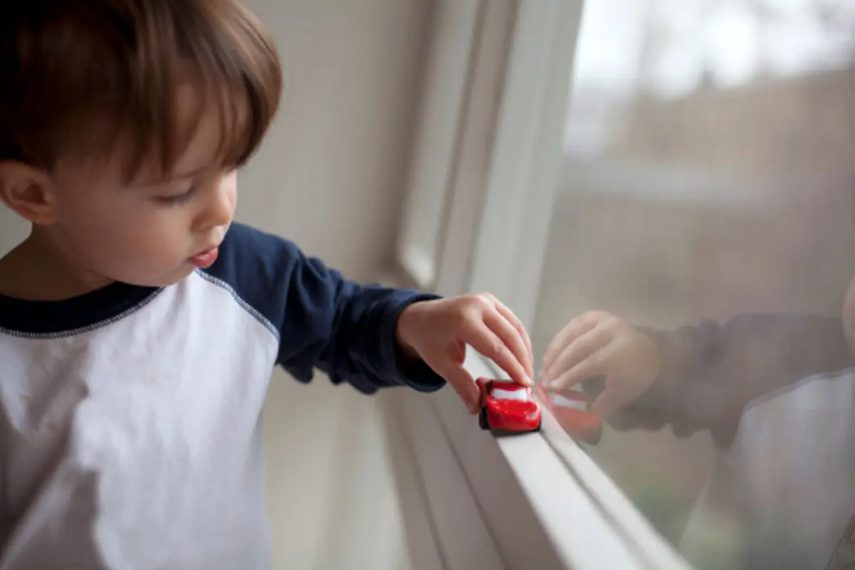 تنها ماندن کودک در خانه، چه سنی؟