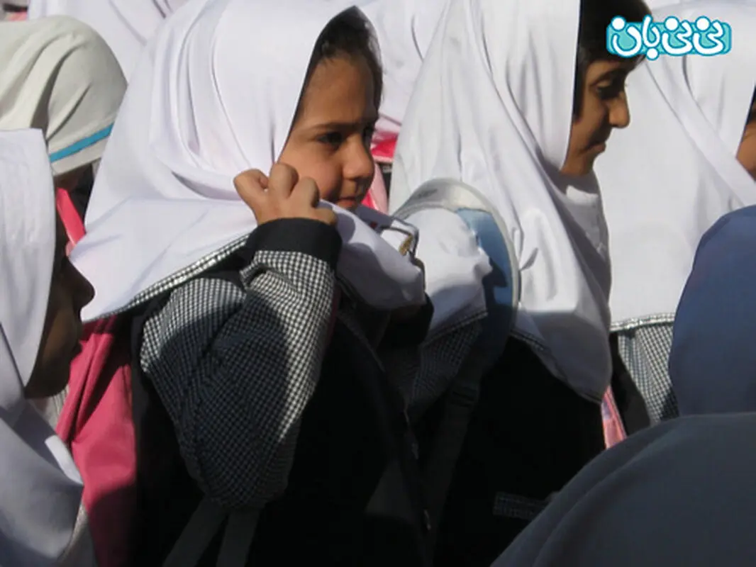 درباره کودکان فقیر، کلمات کمتری می‌دانند
