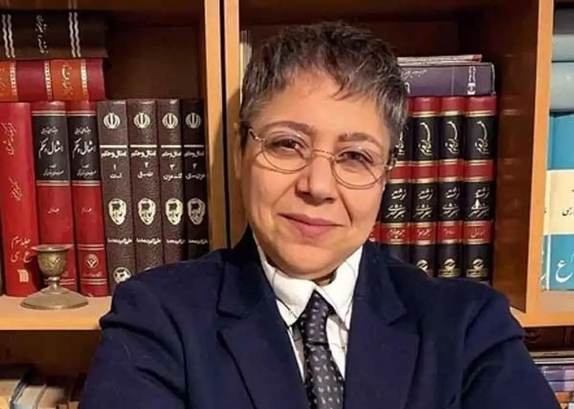 عکسی از  2 سالگی از خانم بازیگری که تغییر جنسیت داد