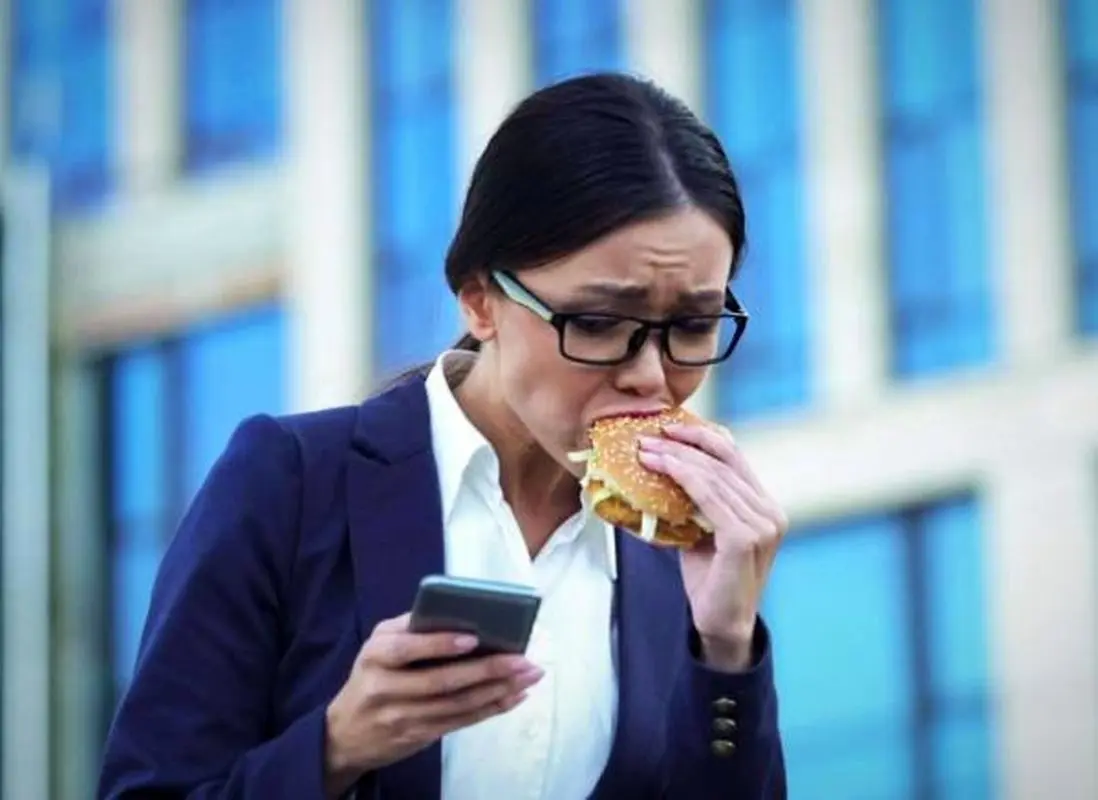 5 عادت ساده که به شدت برای سلامتی مضر هستند