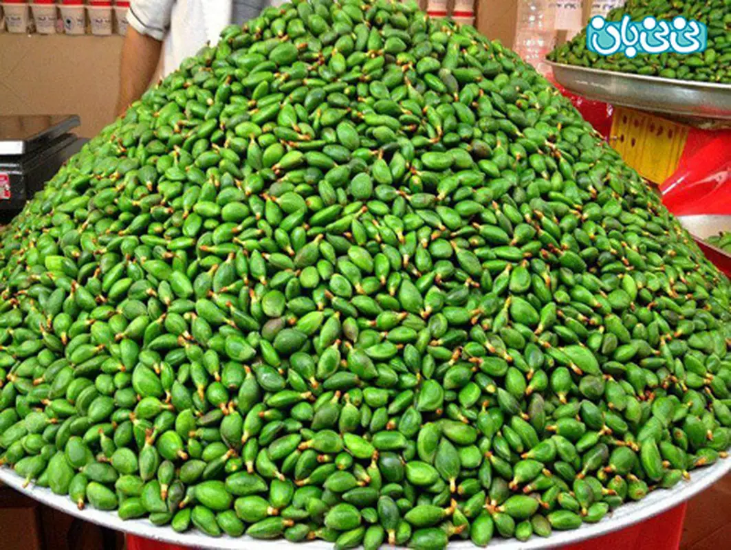 میوه چاقاله بادام، خوشمزه و خطرناک!