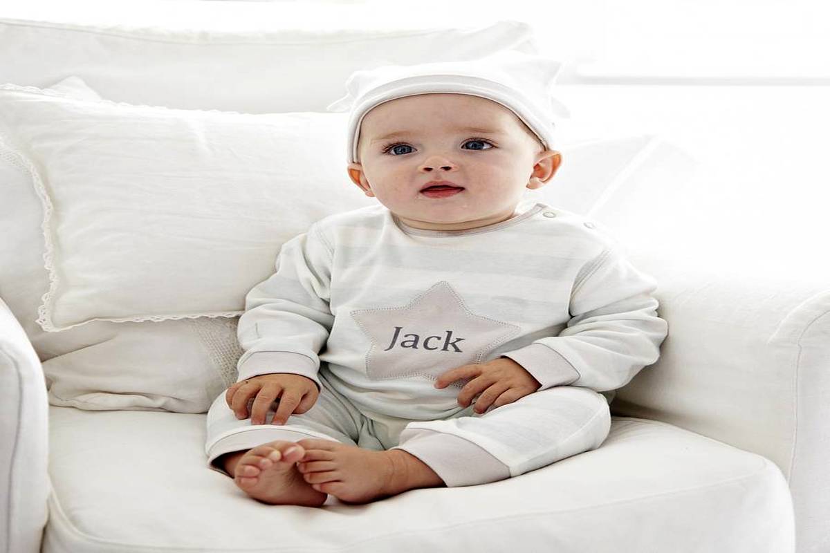 رنگ مناسب لباس کودکان، تیره یا روشن؟