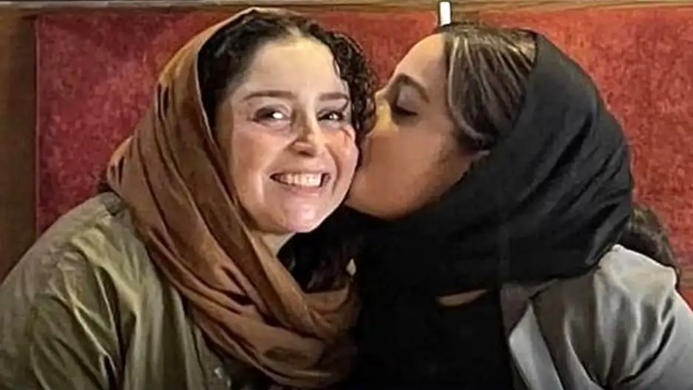 عکس‌های دیدنی از ژاله صامتی با مدل لباس خاص در کانادا