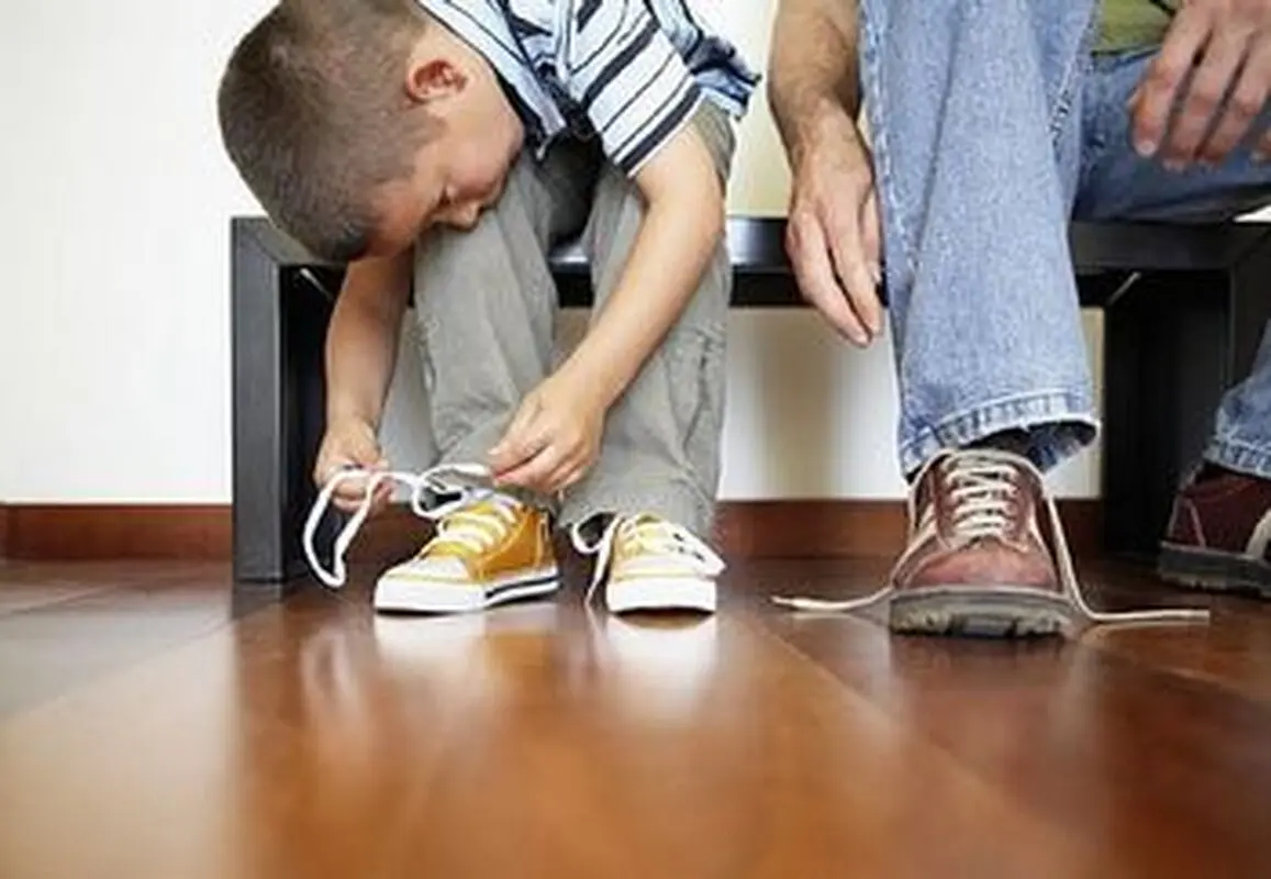 بستن بند کفش کودک، نحوه آموزش