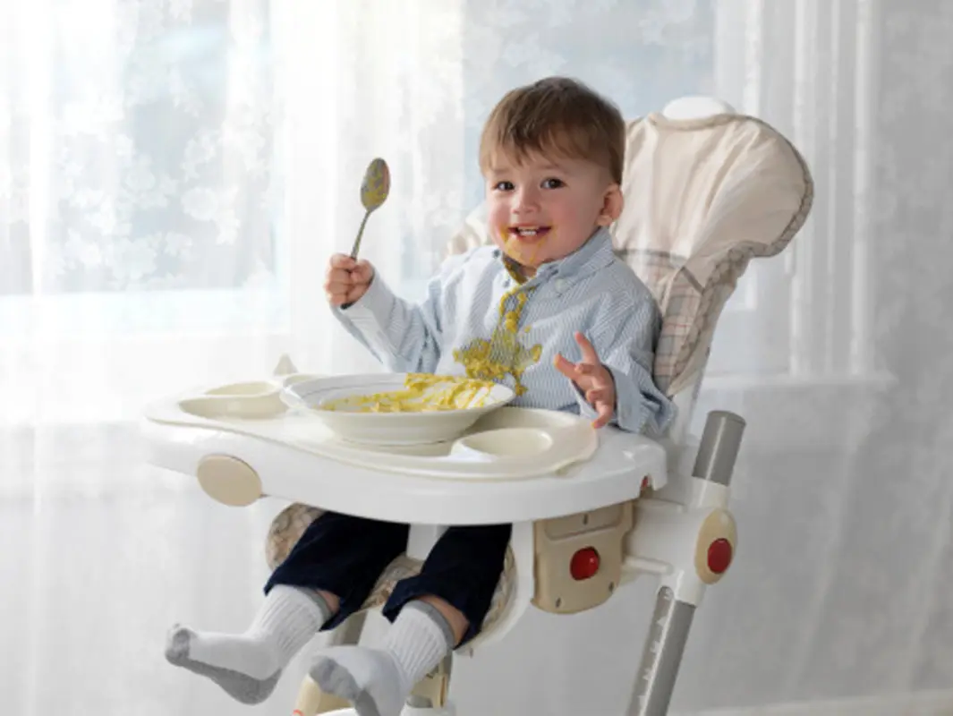 دوران 4 ماهگی بارداری و رابطه آن با آغاز تغذيه تكميلی