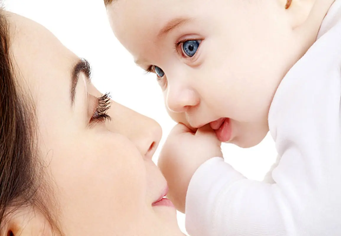 زمان به دنیا آمدن نوزاد، چطور جاودانه‌اش کنیم؟