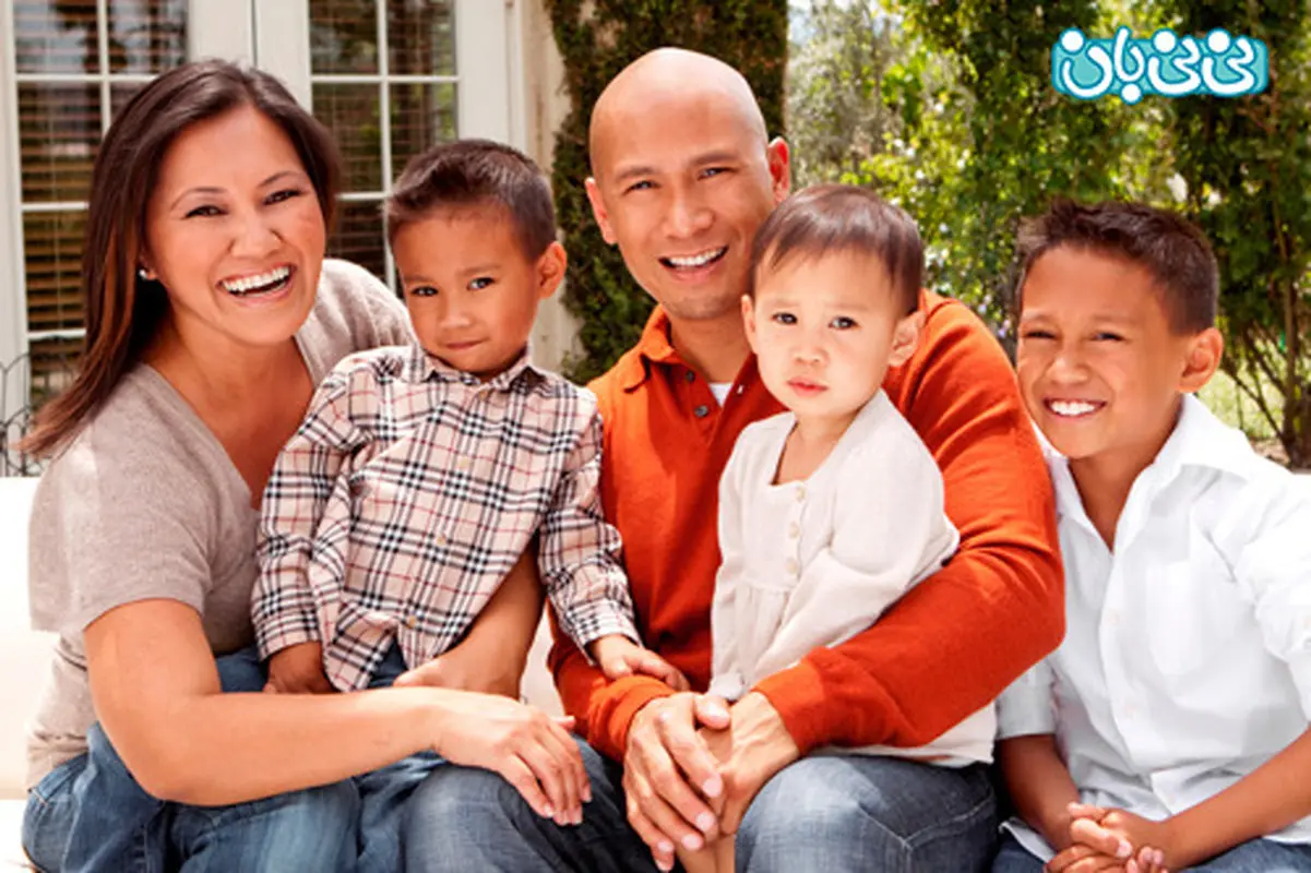 به سرپرستی گرفتن فرزند، اطرافیان چگونه برخورد کنند؟