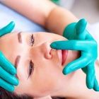 تفاوت رینوپلاستی با عمل بینی چیست؟ + (معرفی و مقایسه)