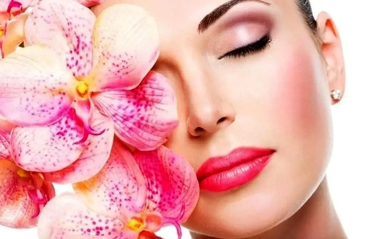 بهترین ماسک‌های خانگی برای زیبایی لب‌ها 