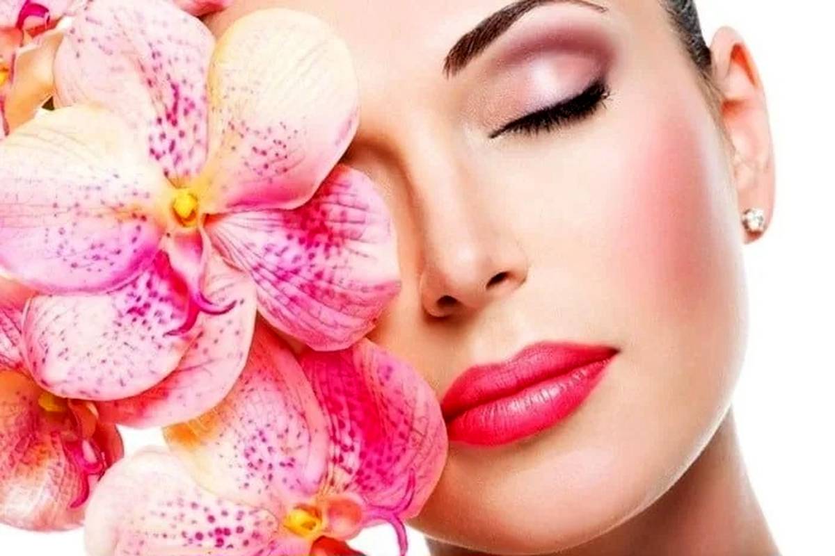بهترین ماسک‌های خانگی برای زیبایی لب‌ها 