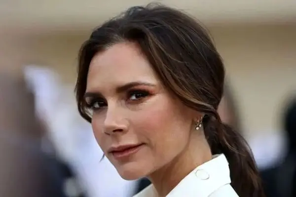 رازهای شیکپوشی ویکتوریا بکهام؛ از جسارت تا امضای شخصی