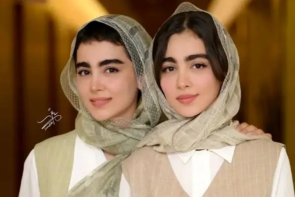 سلفی خبرساز دوقلوهای پایتخت با شوهر یک بازیگر/ این دخترها سارا و نیکا نیستند