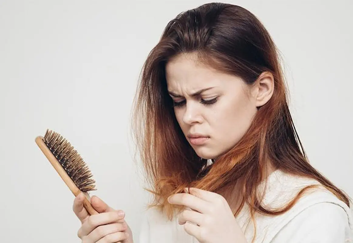 مهم ترین دلیل ریزش مو چیست؟ خانم ها بخوانند