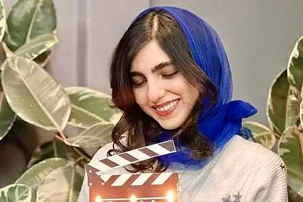 این دختر ، کشته و مرده هوتن شکیباست ! + عکس و زندگی شخصی بنفشه خانم 