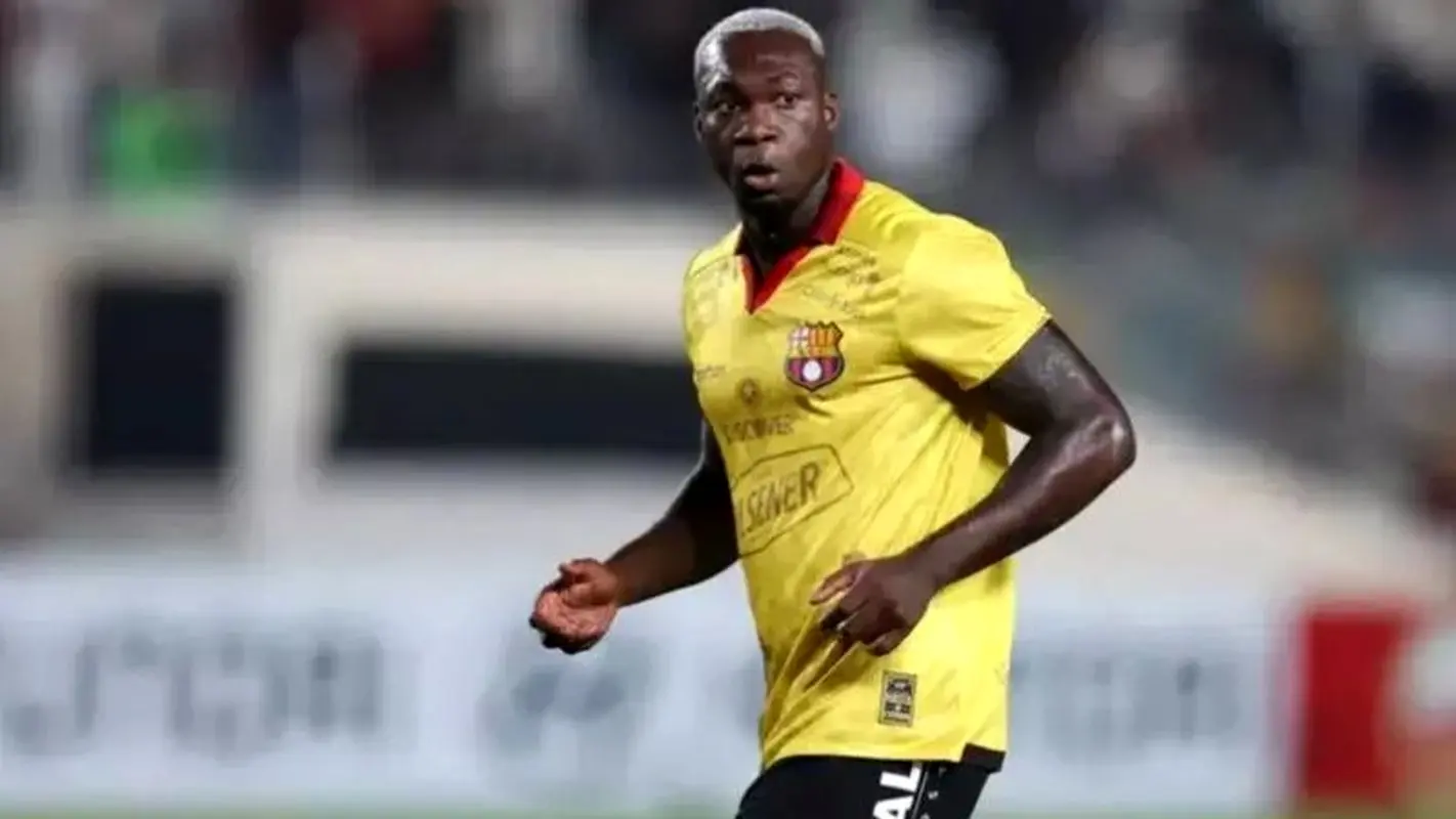 خداحافظی شوکه‌کننده فوتبالیست به دلیل قتل هم‌تیمی!