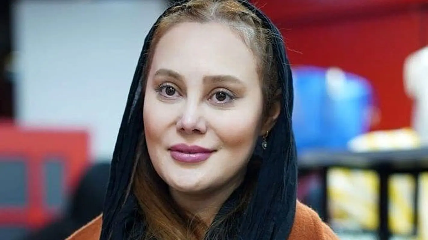 عکس دیده نشده از آرام جعفری در آغوش بازیگر ایرانی / صمیمی و لو رفته !