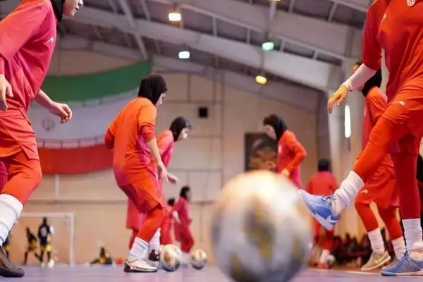 عکس روز؛ شهرزاد مظفر، سرمربی با کلاس تیم ملی فوتسال بانوان ایران