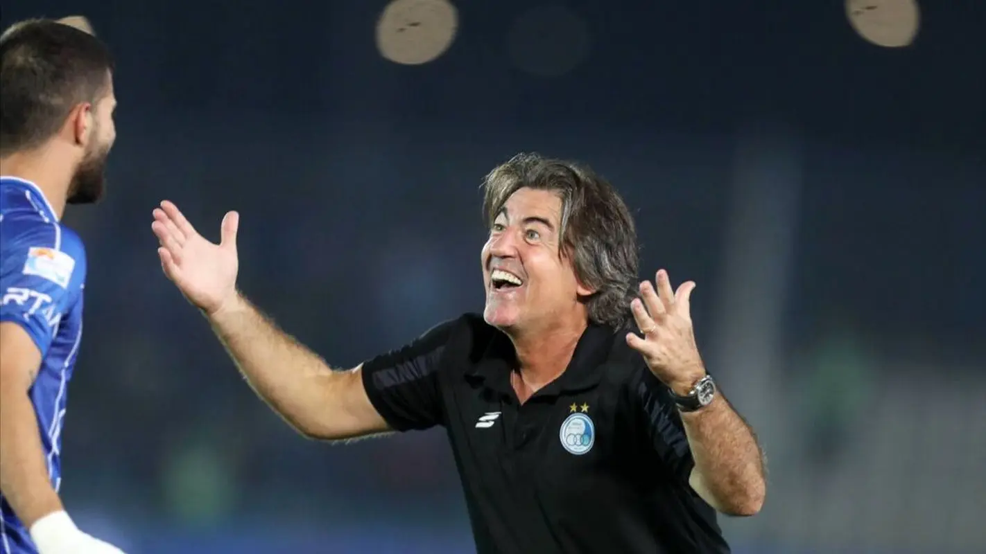 بهای سنگینی که ریکاردو ساپینتو برای سرمربی گری در استقلال پرداخت / دلم برای زن و دخترانم تنگ شده!(عکس خانوادگی)