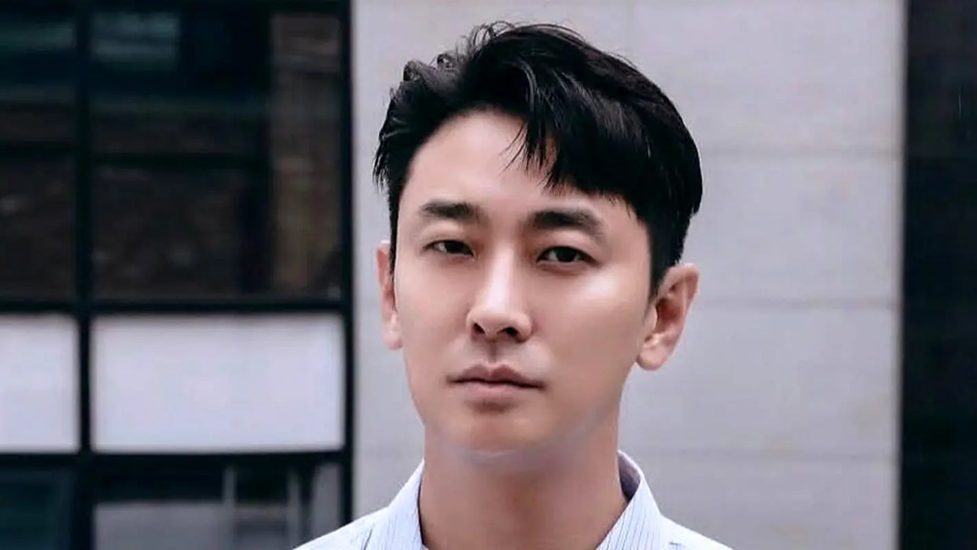 دخترهای کره ای برای این سلبریتی می میرند! / این مرد پیر نمی شود (عکس)