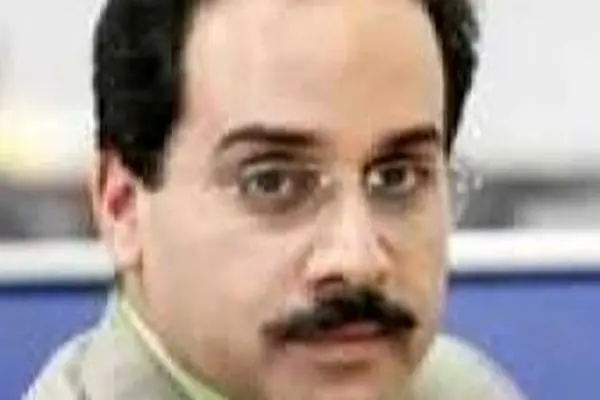 عکس مجری معروف برنامه به خانه برمی گردیم با پسر و هسرش/ بالاخره رونمایی کرد 