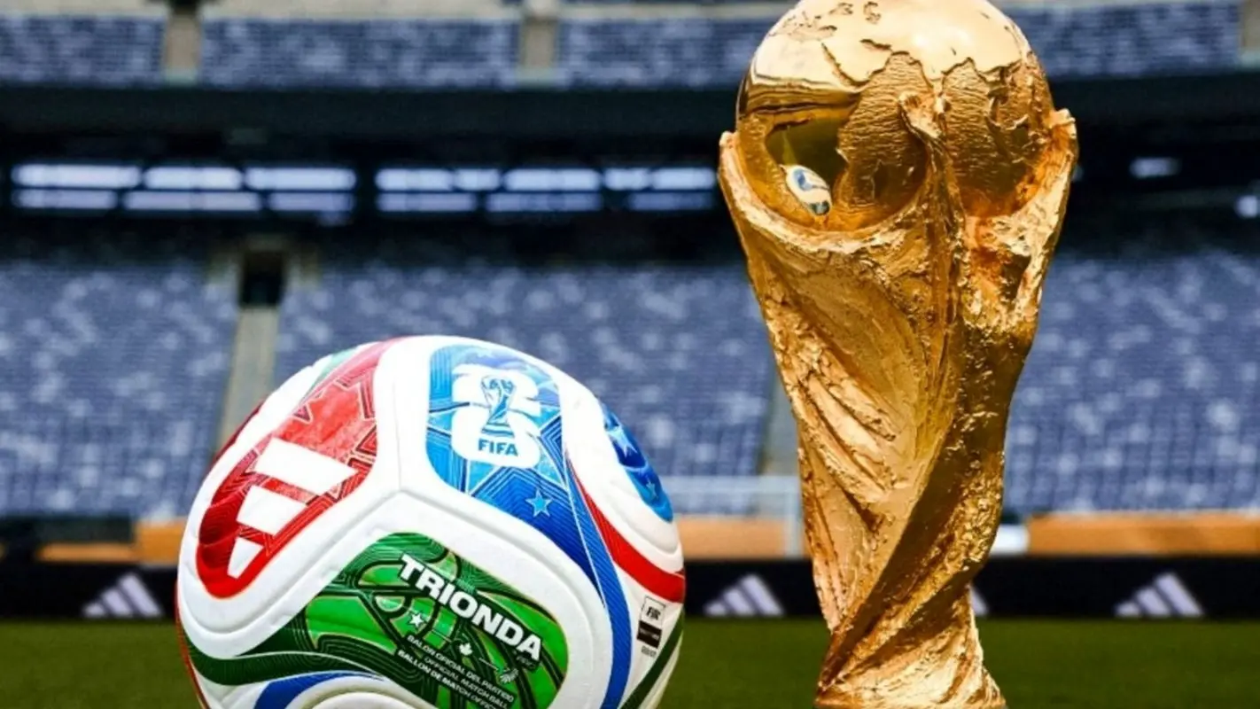 رونالدوی اورجینال روی فرش قرمز جام جهانی (عکس)