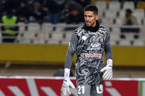 باز هم حسین حسینی خبرساز شد؛ استوری معنادارش پیش از تقابل با استقلال!