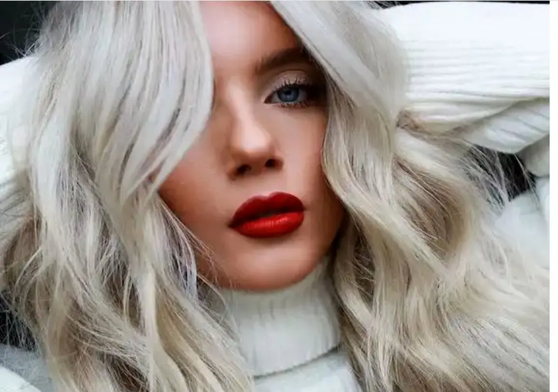 بلوند روی بلوند چیست؟ (عکس)