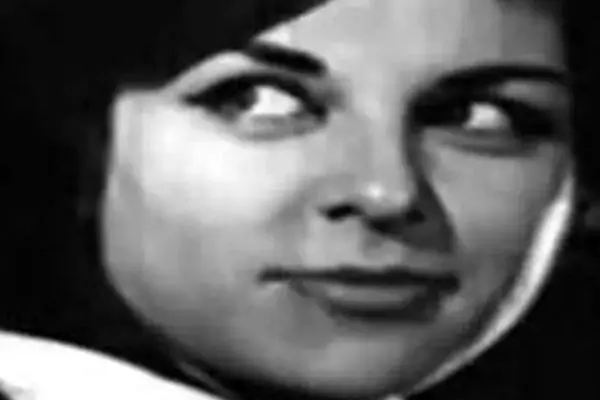 تصاویر جنجالی از آزیتا لاچینی؛ بازیگر قبل و بعد از انقلاب در دوران پیری