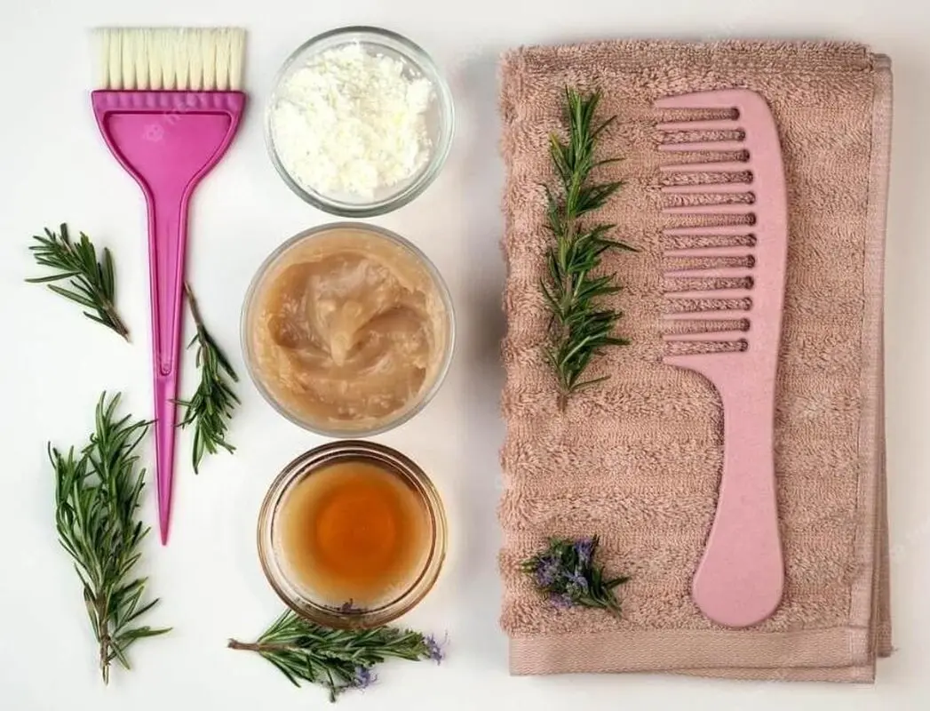 5ماسک مو خانگی برای رشد مو: راهنمای کامل تغذیه و تقویت موها با مواد طبیعی  