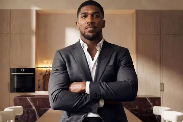 ورزشکار مشهور گران ترین پنت هاوس کشور عمان را خرید (عکس)