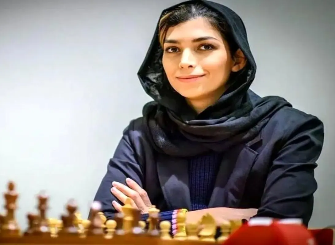 اولین عکس از شوهر آتوسا پورکاشیان قهرمان شطرنج ایران / چقدر بهم میان 