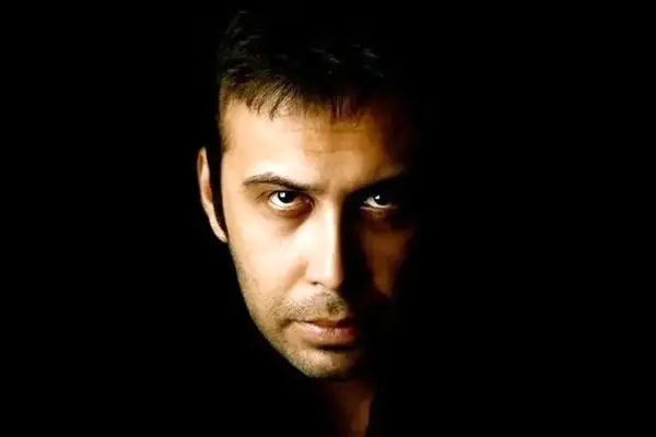 دکور شیک خانه محسن چاوشی؛ راز گل و گیاه‌های طبیعی و مبلمان چرمی!