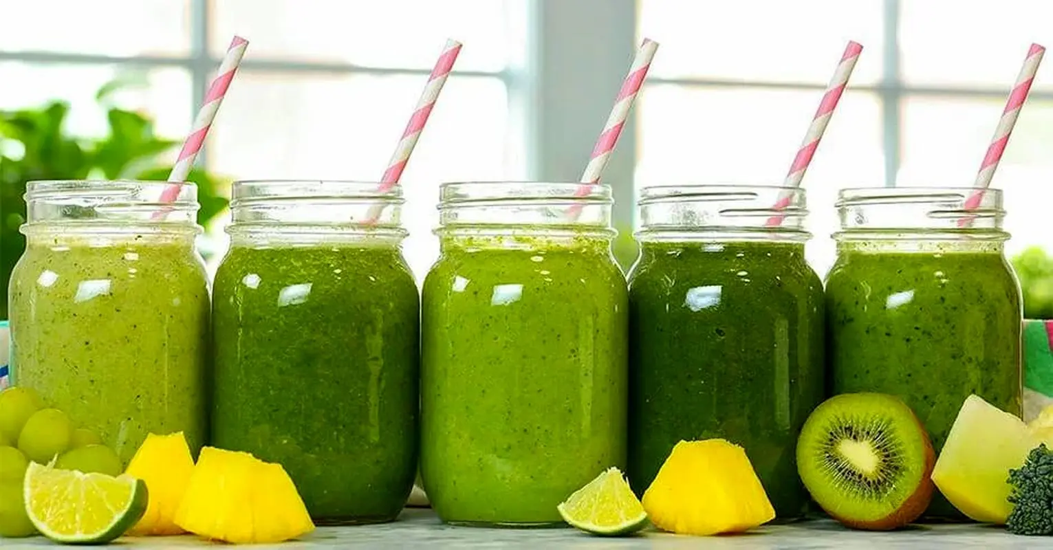 این اسموتی‌های خنک و مقوی را در خانه درست کنید