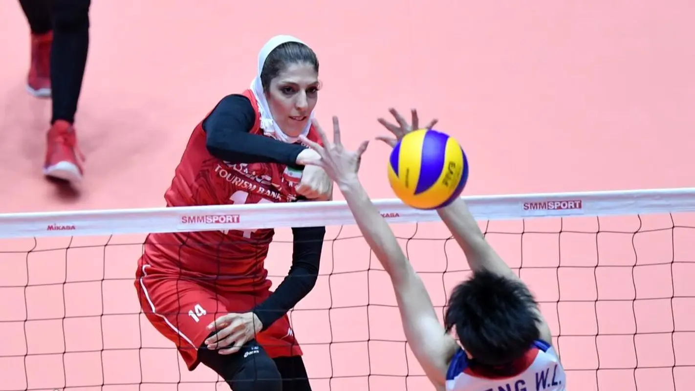 این خانم در 42 سالگی هنوز ستاره والیبال زنان ایران است (عکس)